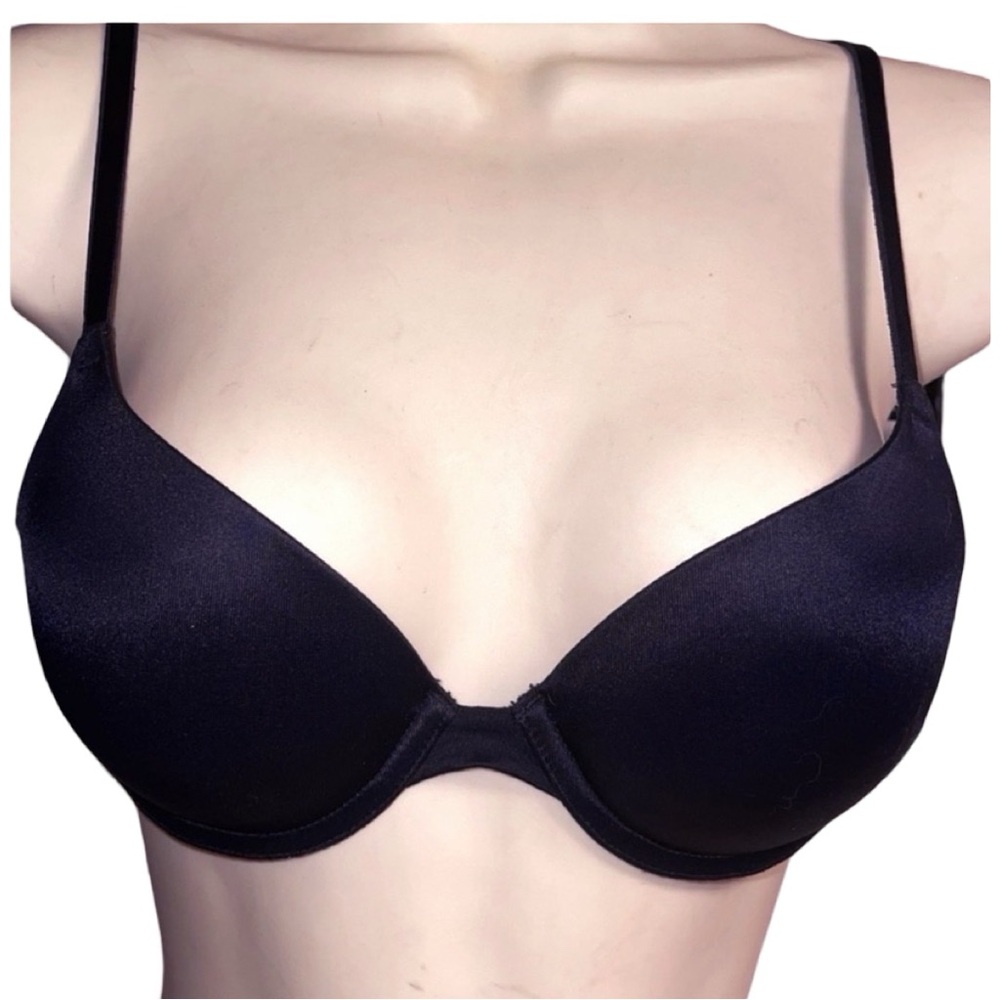 32B Pink Victoria Secret wear Everywhere Push-up Bra Black w/ Pink inner Lk. New